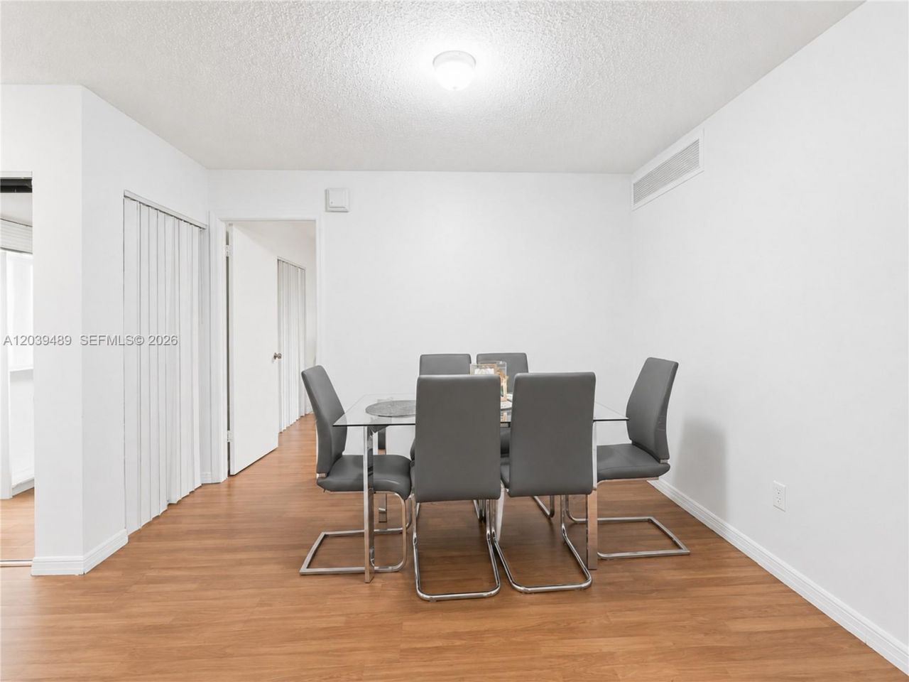 3rd Ct 20135 , Unit 1, Miami, FL 33179 Photo