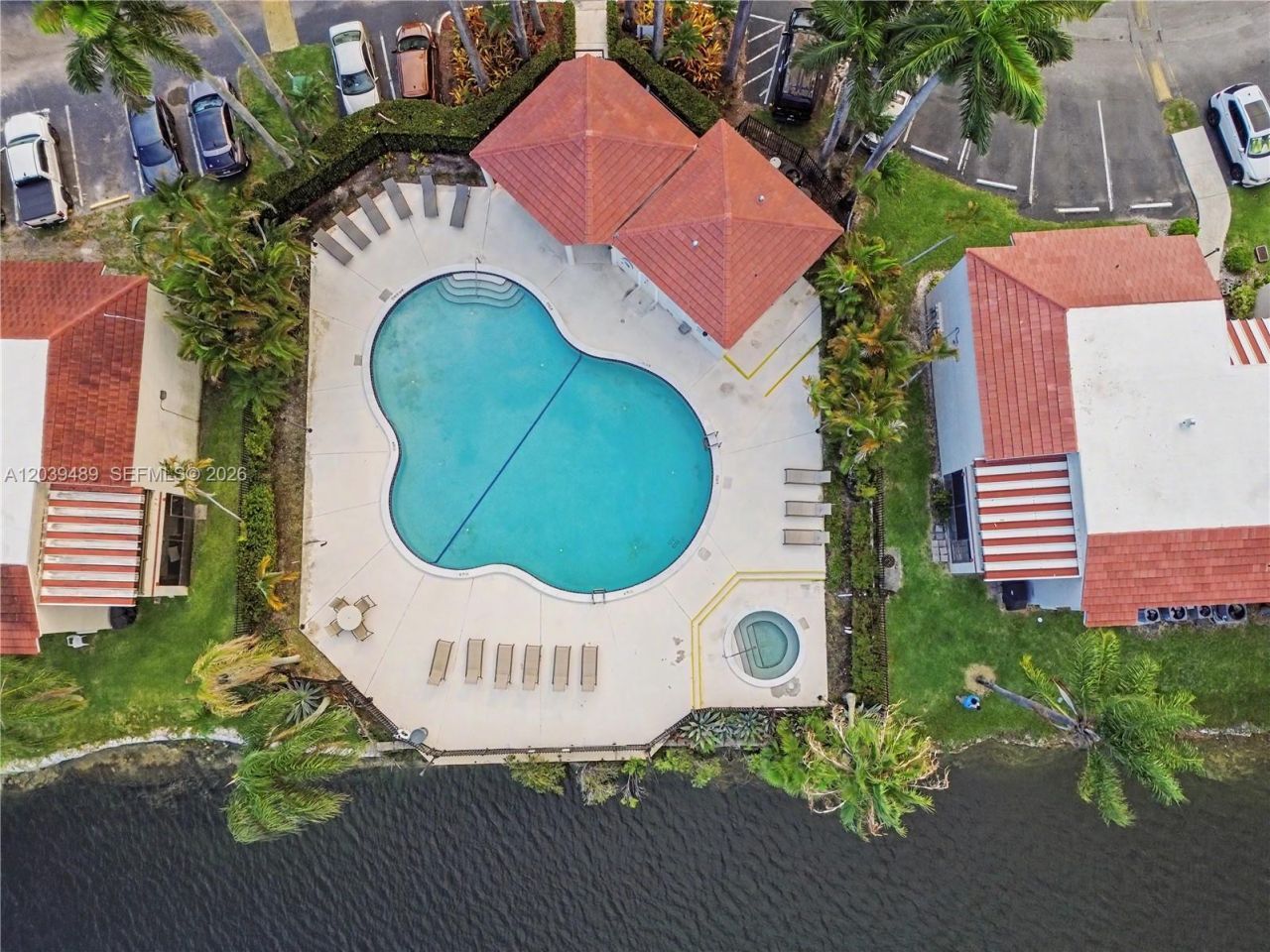 3rd Ct 20135 , Unit 1, Miami, FL 33179 Photo