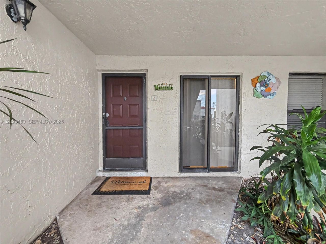 3rd Ct 20135 , Unit 1, Miami, FL 33179 Photo
