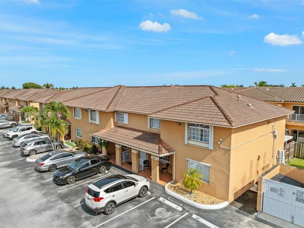 7817 W 36th Ave , Unit 101, Hialeah, FL 33018