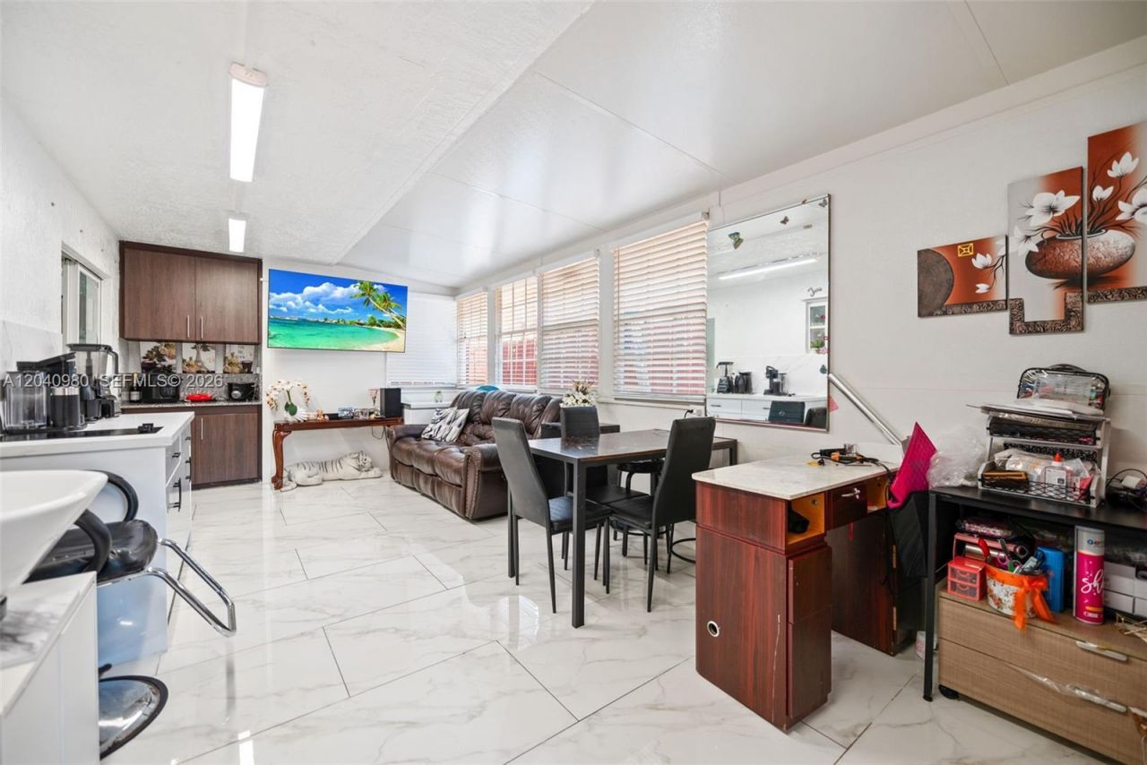 7817 W 36th Ave, Unit 101, Hialeah, FL 33018 Photo