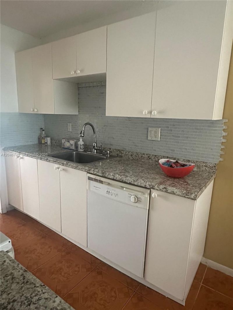 3001 NW 48th Ave, Unit 444, Lauderdale Lakes, FL 33313 Photo