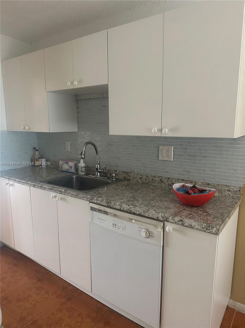 3001 NW 48th Ave, Unit 444, Lauderdale Lakes, FL 33313 Photo