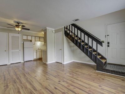 2494 Etiwan Avenue, Unit F7, Charleston, SC 29414