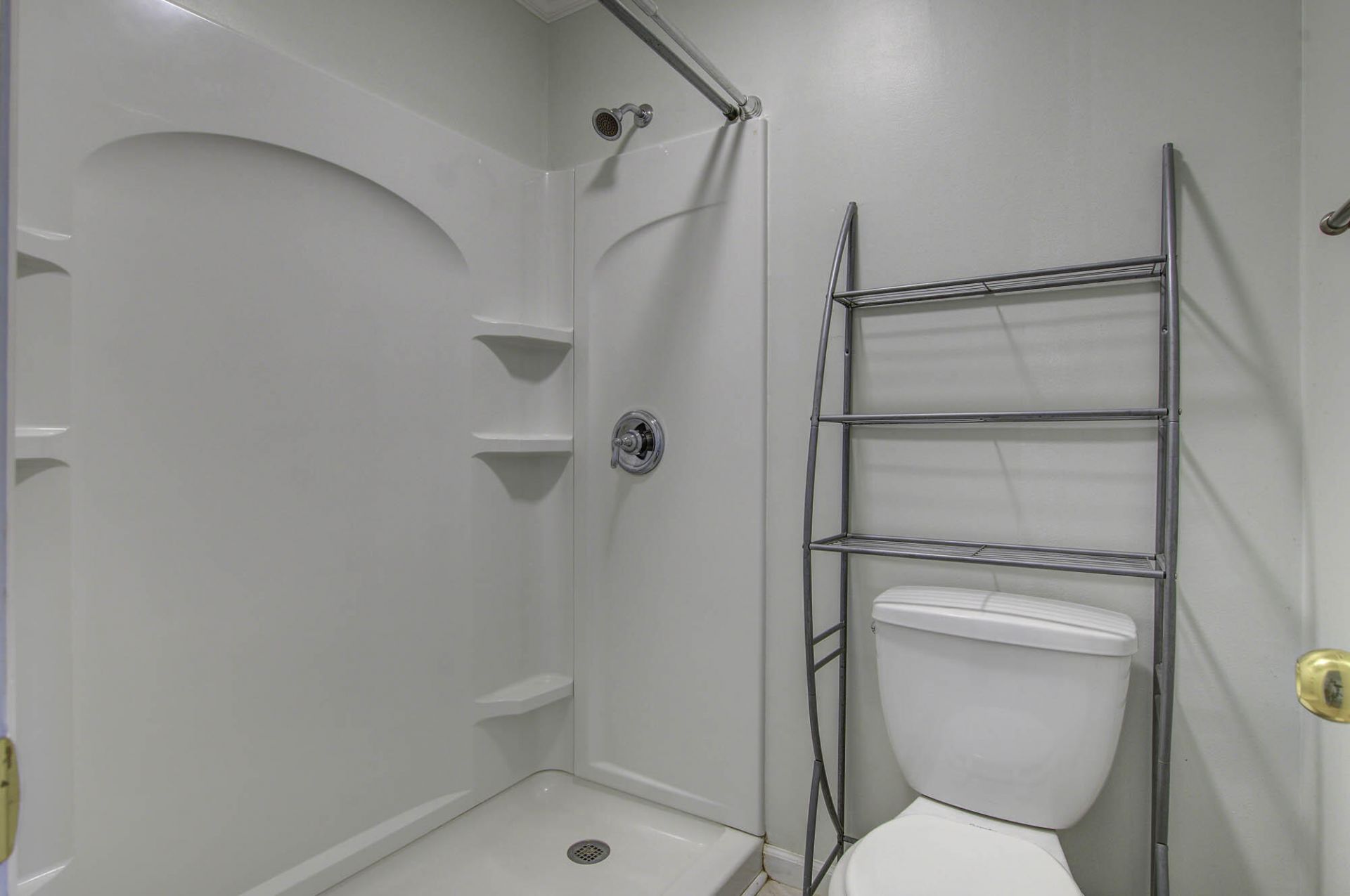2494 Etiwan Avenue Photo 15