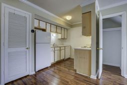 2494 Etiwan Avenue photo 4