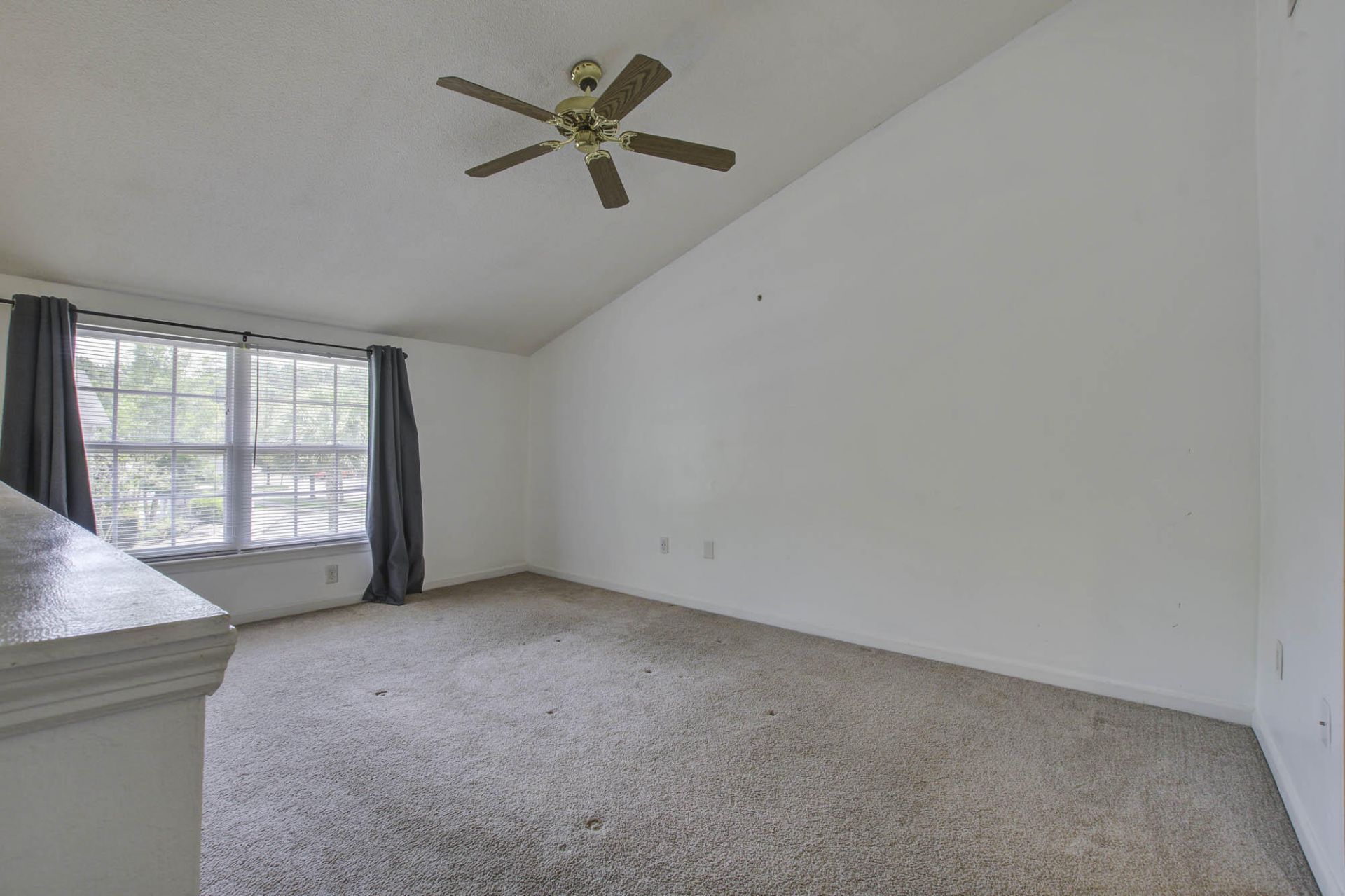 2494 Etiwan Avenue Photo 8