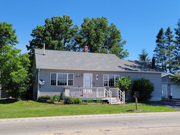10124 US Rt 20 , Garden Prairie, IL 61038