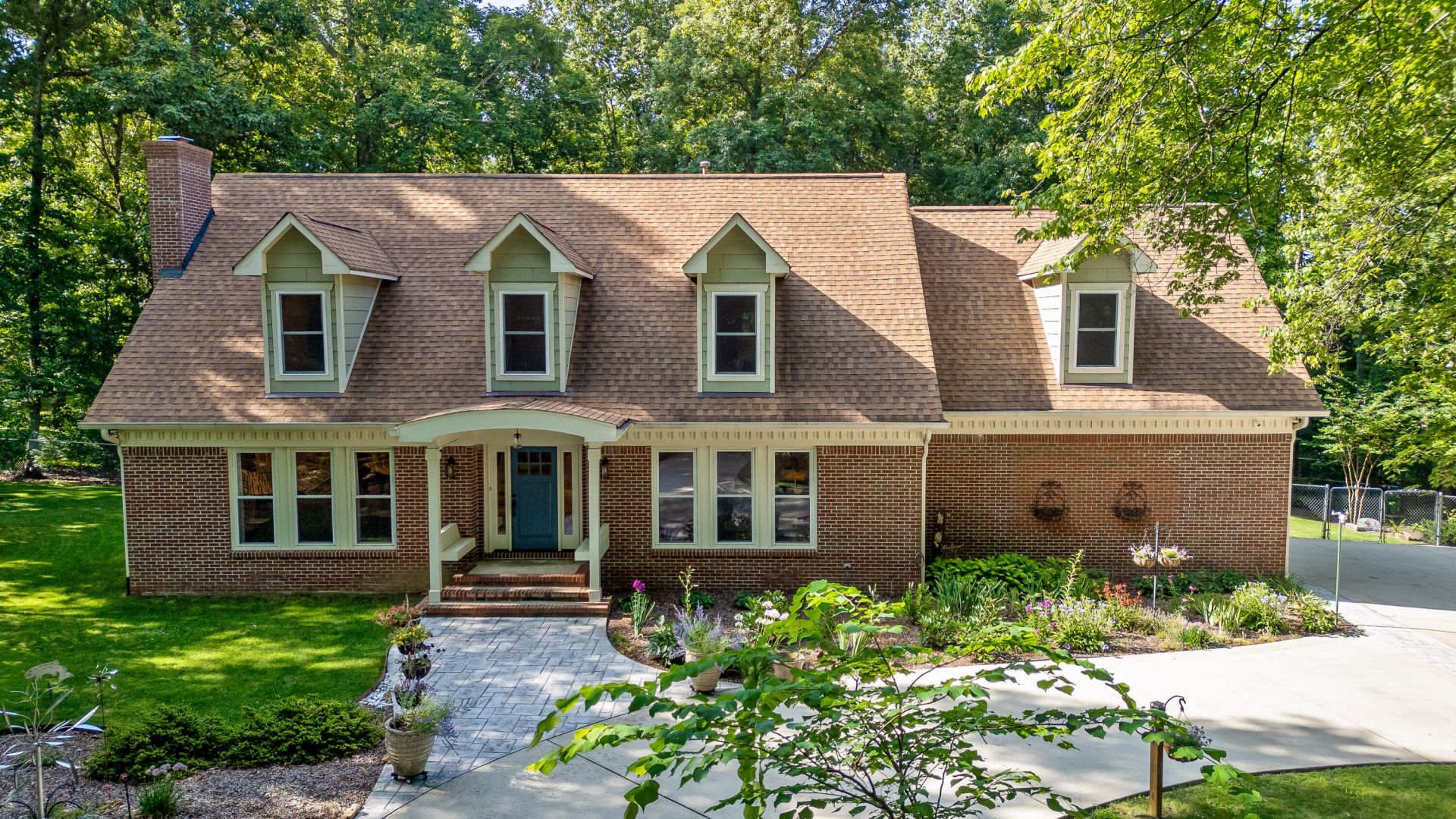 12 Old Hickory Lane, Signal Mountain, TN 37377 Main Photo