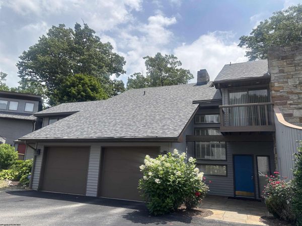 104 Lakeview Estates, Morgantown, WV 26508