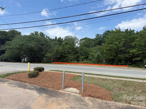2902 & 2904 N Church Street, Greensboro, NC 27405
