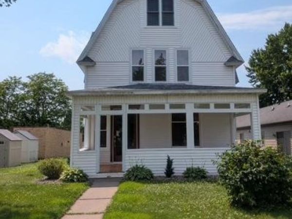209 Harriman Avenue N, Amery, WI 54001