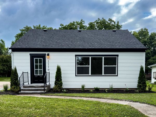 1110 S Washington Avenue, Saint Peter, MN 56082