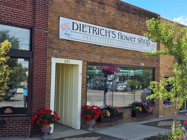 211 N Saginaw Street, Durand, MI 48429
