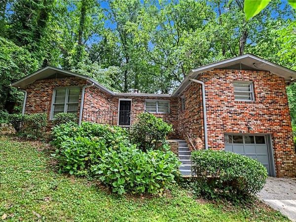 3934 Ensign Court , Atlanta, GA 30341