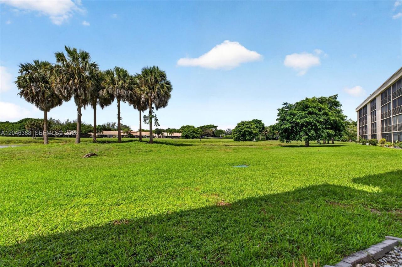 3241 Holiday Springs Blvd, Unit 108, Margate, FL 33063 Photo