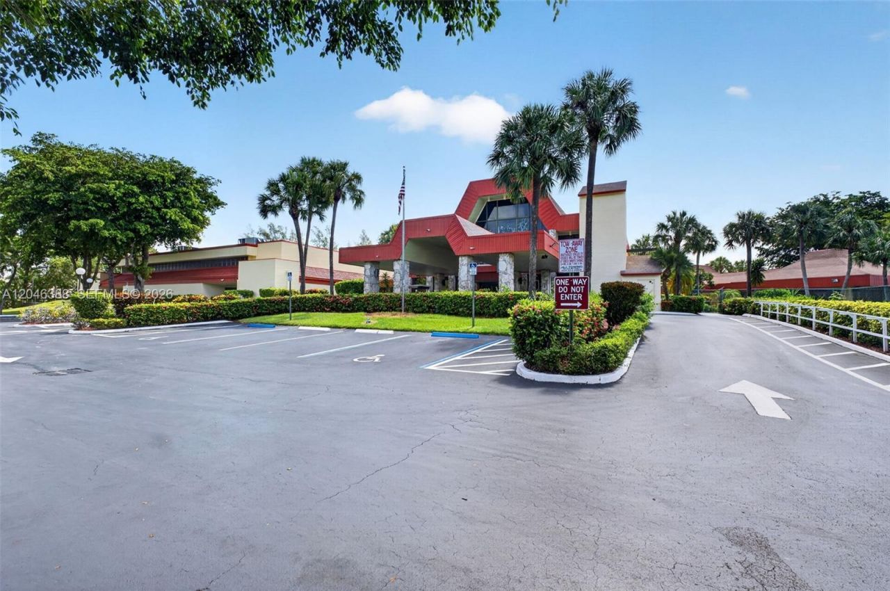 3241 Holiday Springs Blvd, Unit 108, Margate, FL 33063 Photo
