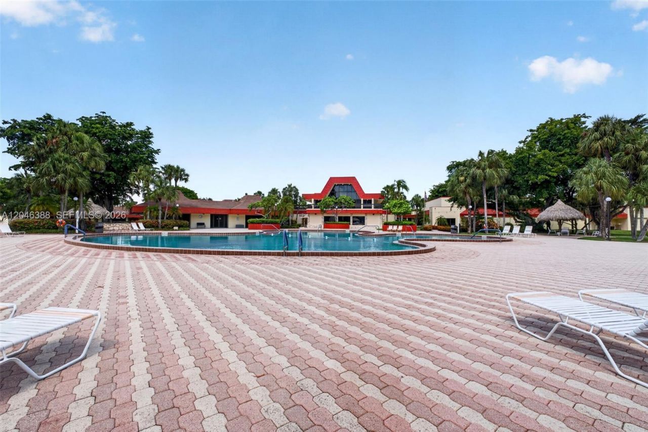 3241 Holiday Springs Blvd, Unit 108, Margate, FL 33063 Photo