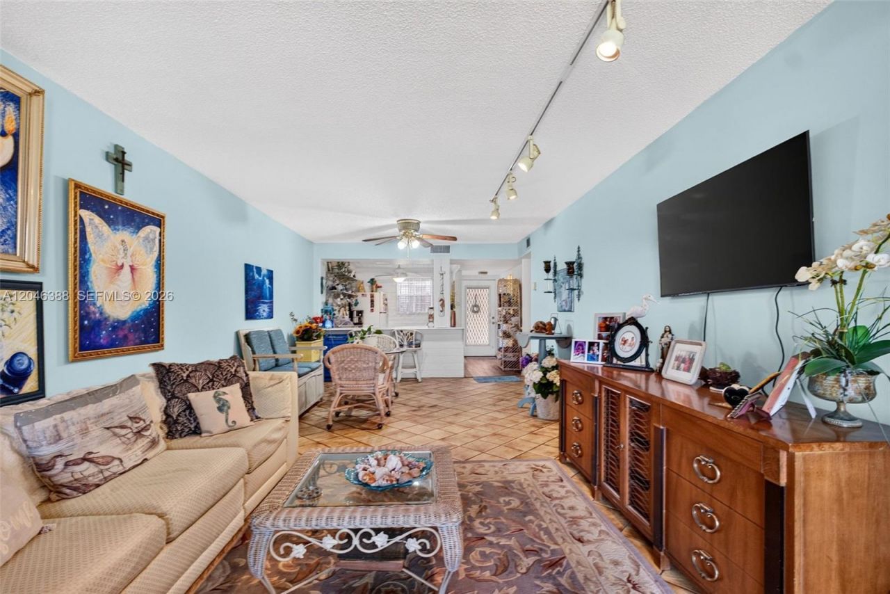 3241 Holiday Springs Blvd, Unit 108, Margate, FL 33063 Photo