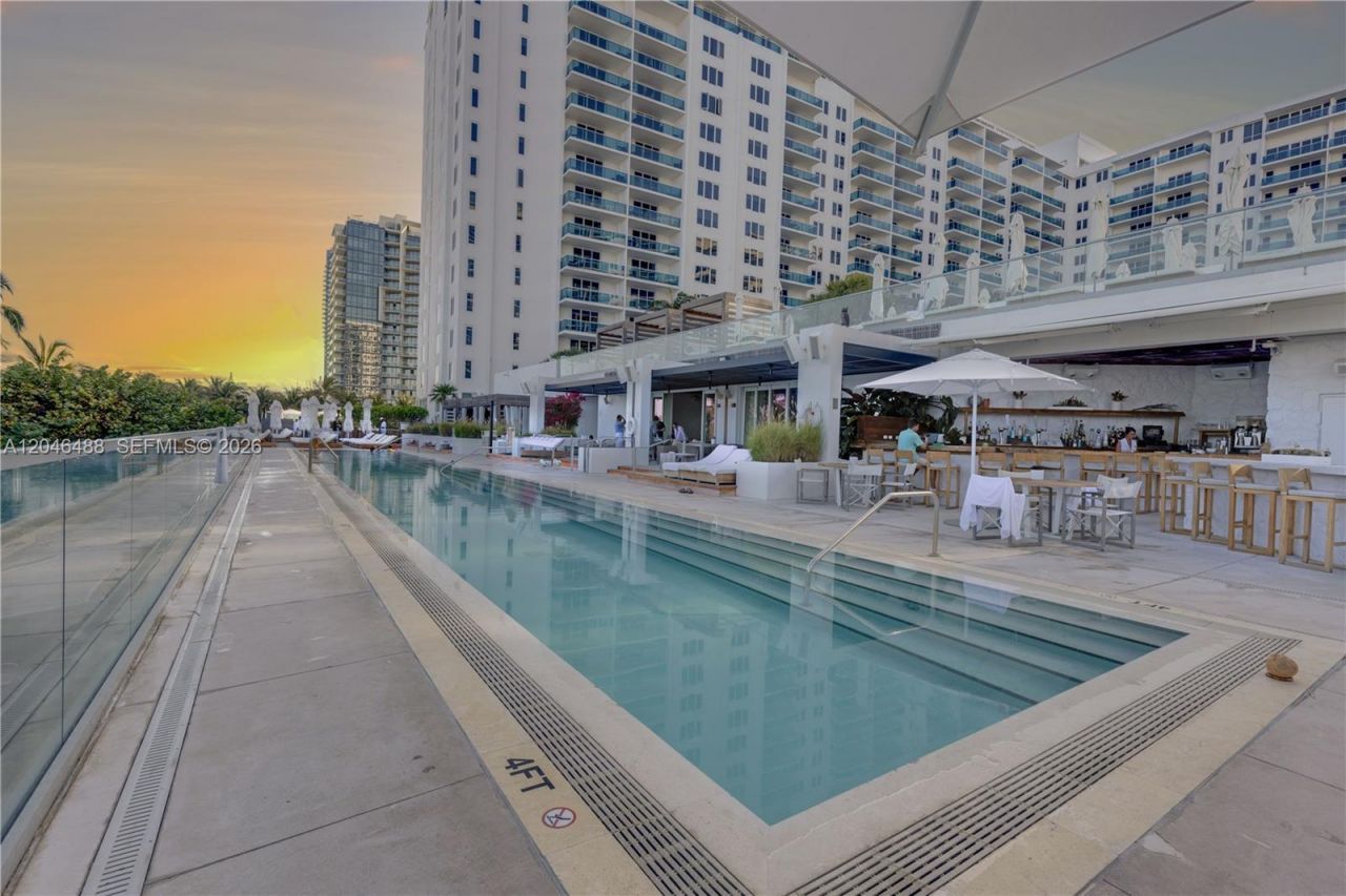 2301 Collins Ave, Unit PH22, Miami Beach, FL 33139 Photo