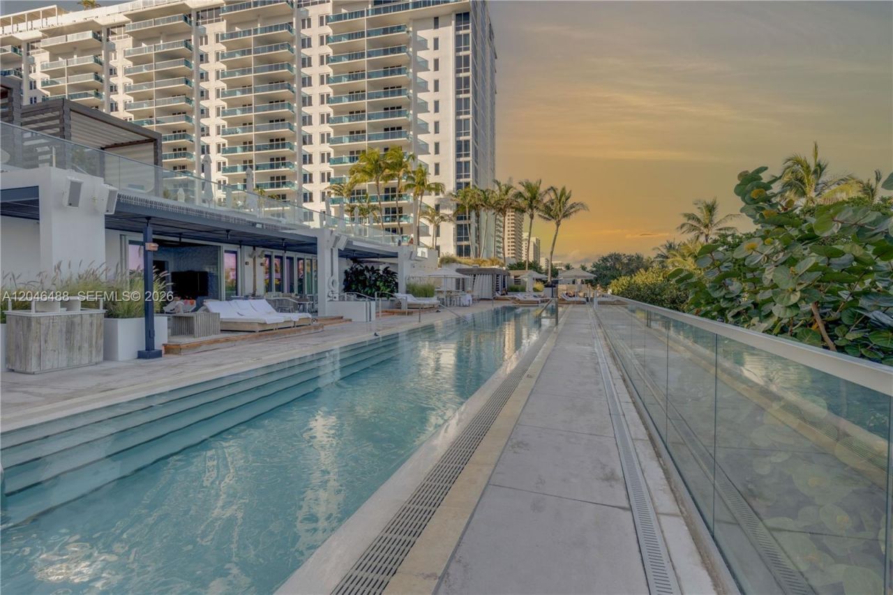 2301 Collins Ave, Unit PH22, Miami Beach, FL 33139 Photo