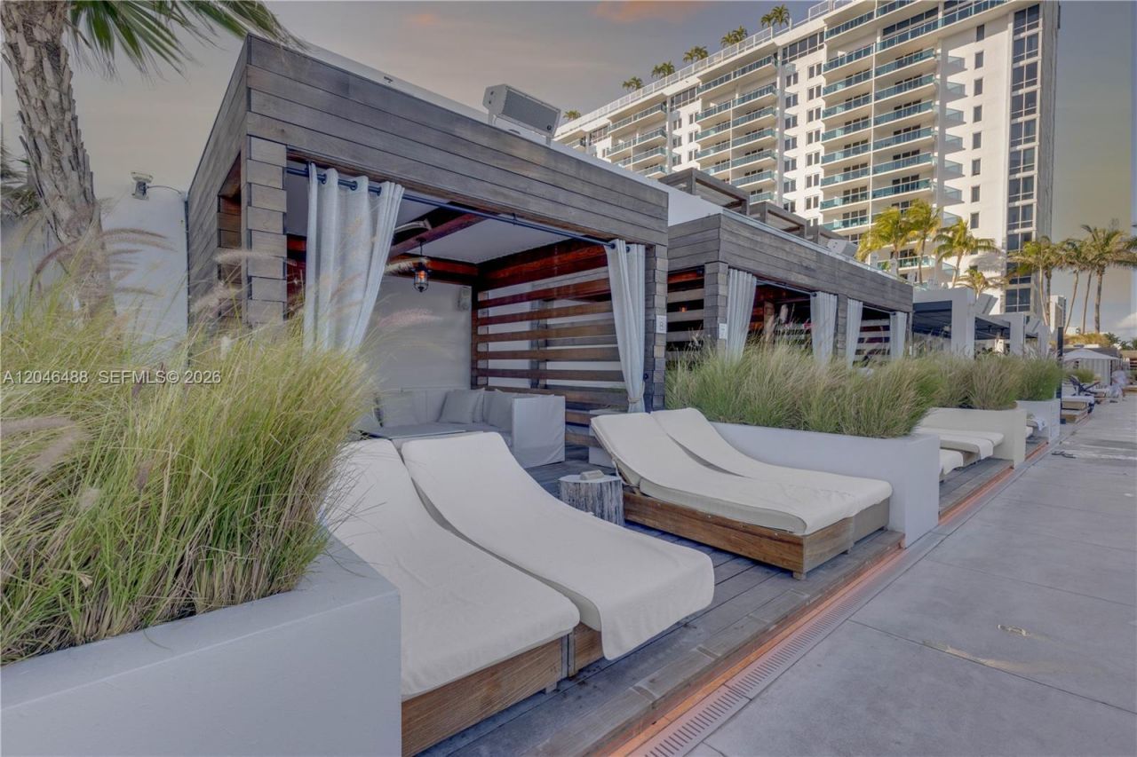 2301 Collins Ave, Unit PH22, Miami Beach, FL 33139 Photo