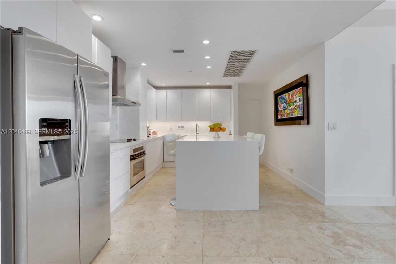 2301 Collins Ave , Unit PH22, Miami Beach, FL 33139 Photo