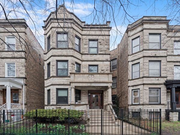 1336 W Cornelia Avenue , Unit 2, Chicago, IL 60657