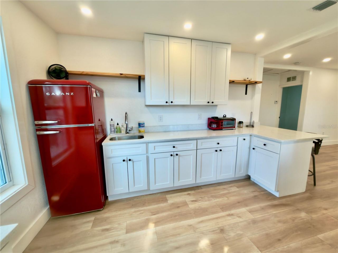 2238 Quincy Street S, Saint Petersburg, FL 33711 Photo