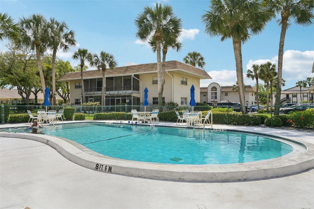 2727 75th Street W, Unit 8A13, Bradenton, FL 34209 Photo