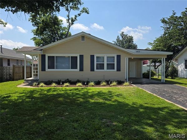 403 Virginia Street , Sikeston, MO 63801