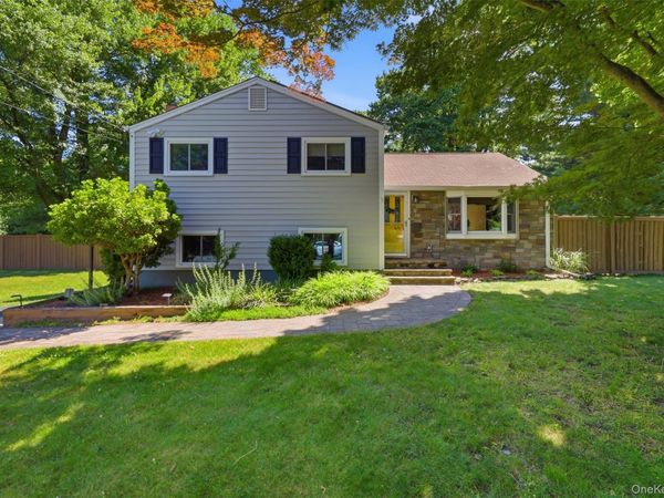 9 Homestead Lane, New City, NY 10956