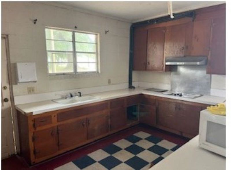 422 Ashton Dr.  Photo 10