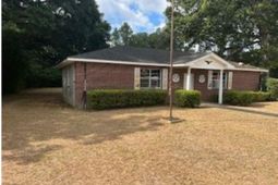 422 Ashton Dr.  photo 4