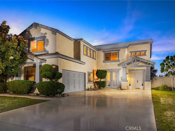 705 Hearst, Corona, CA 92882