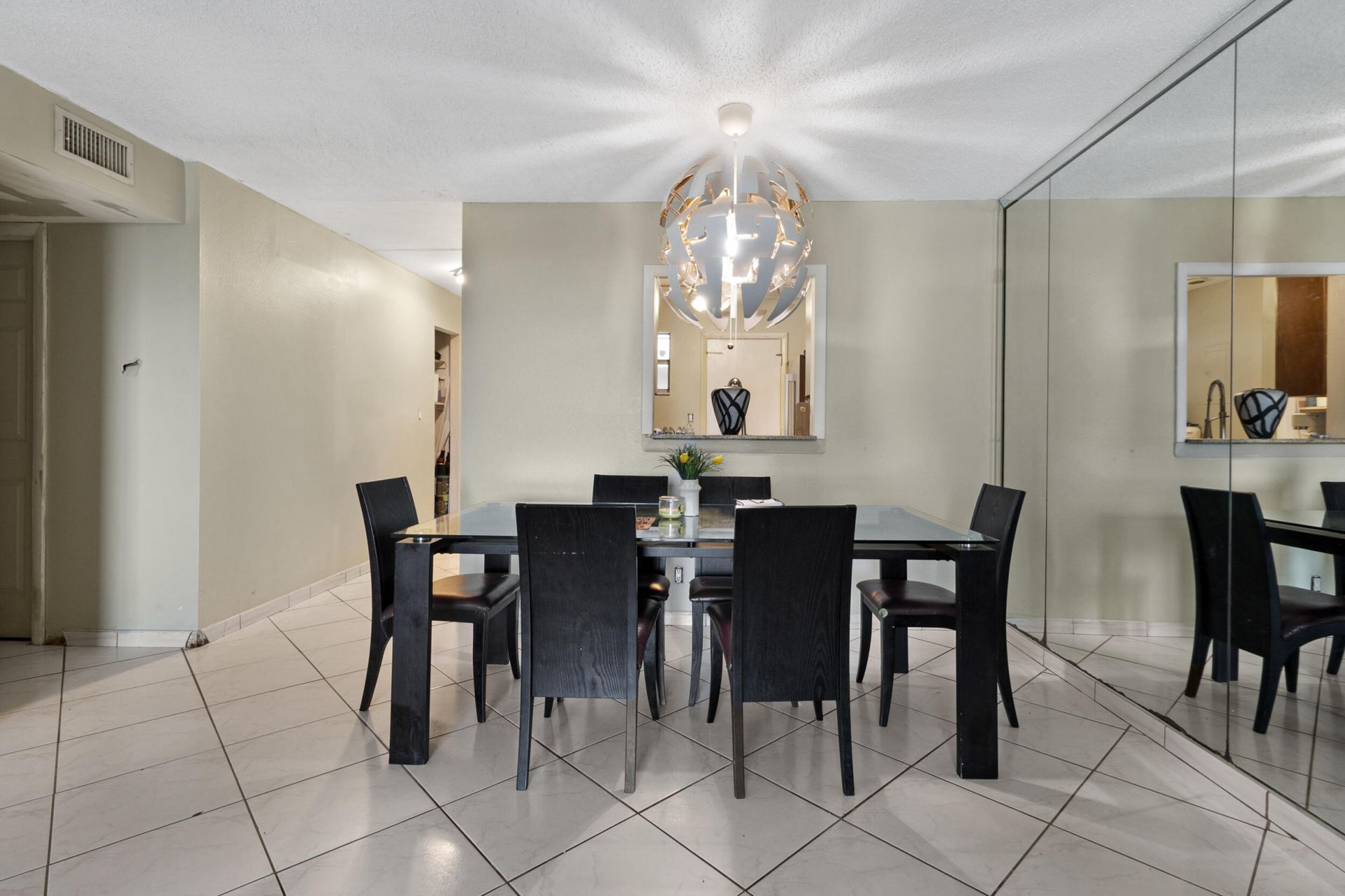 408 NW 68th Avenue, Unit 405, Plantation, FL 33317 Photo