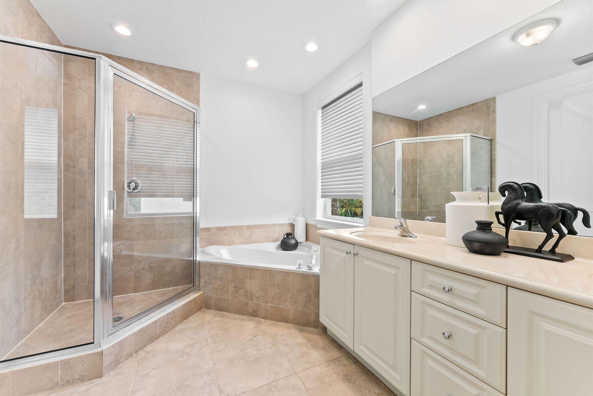 725 SW 4th Avenue, Fort Lauderdale, FL 33315 Photo