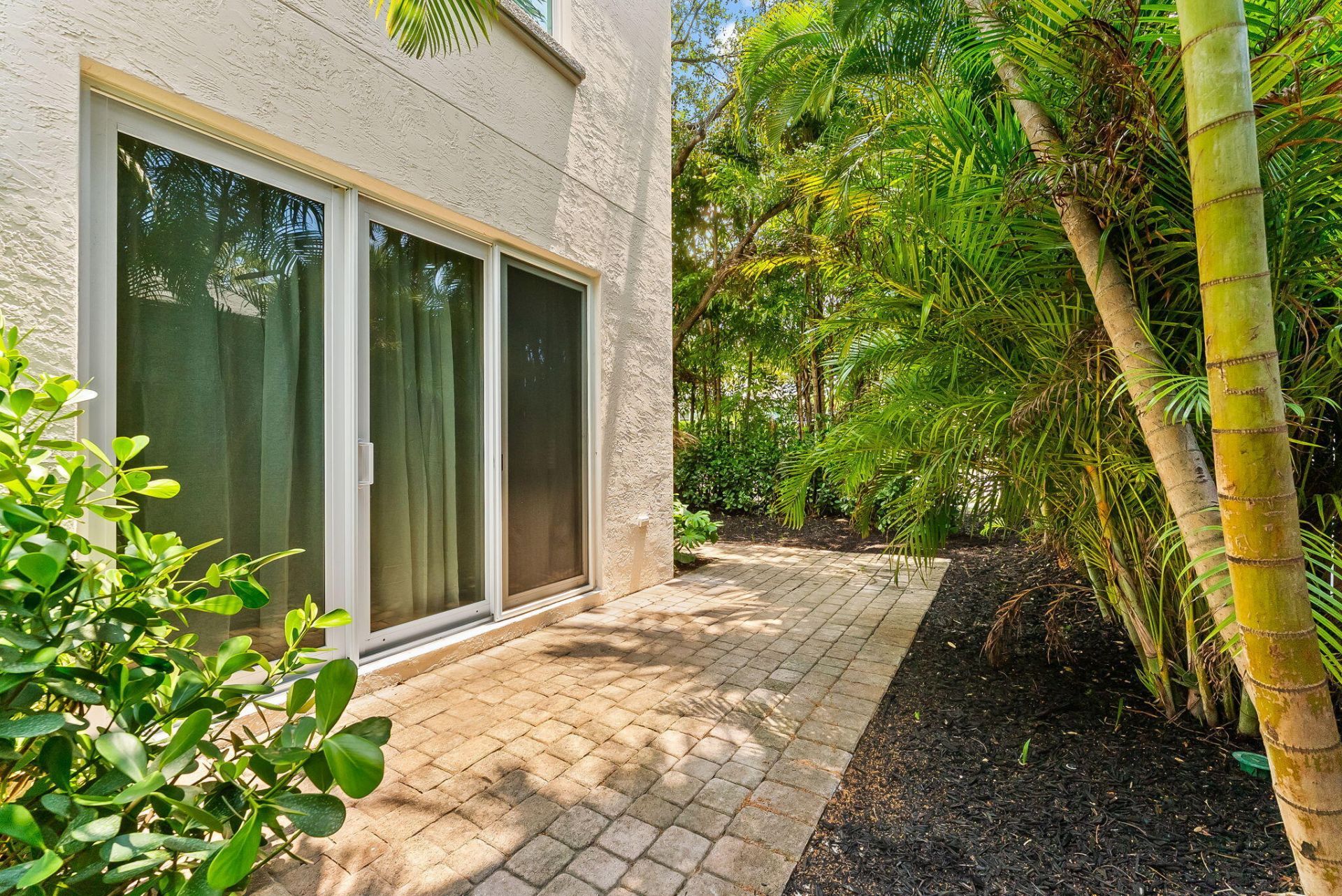 725 SW 4th Avenue, Fort Lauderdale, FL 33315 Photo