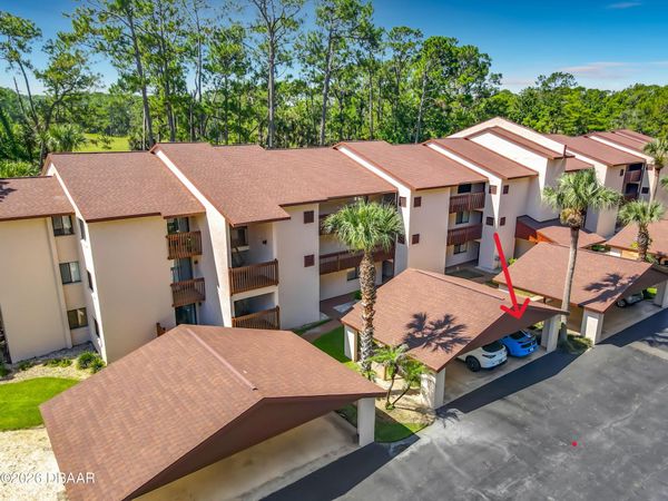 275 Indigo Drive, Unit 105, Daytona Beach, FL 32114