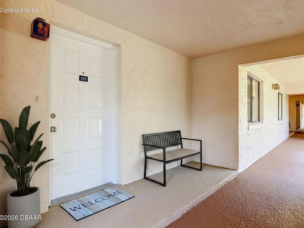 275 Indigo Drive, Unit 105, Daytona Beach, FL 32114