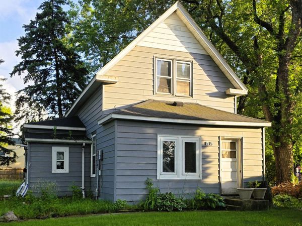 1515 Trott Avenue SW, Willmar, MN 56201