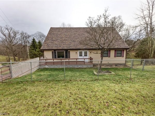 140 Iris Lane, Colliers, WV 26035