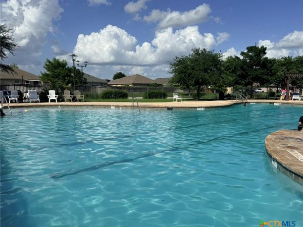 1024 Clarkston Drive, Seguin, TX 78155