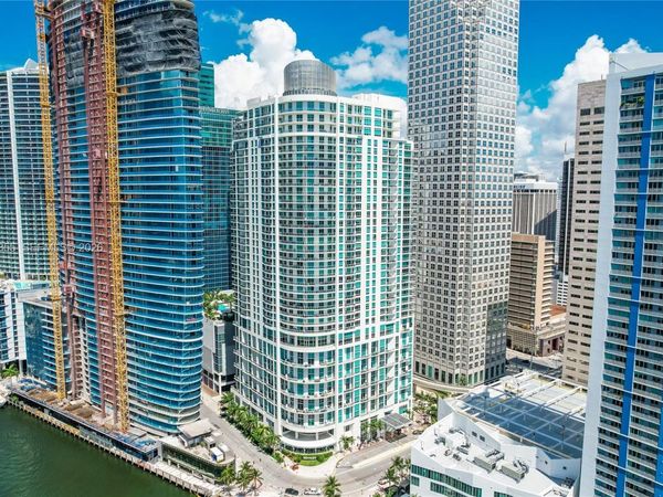 300 S Biscayne Blvd , Unit L-612, Miami, FL 33131