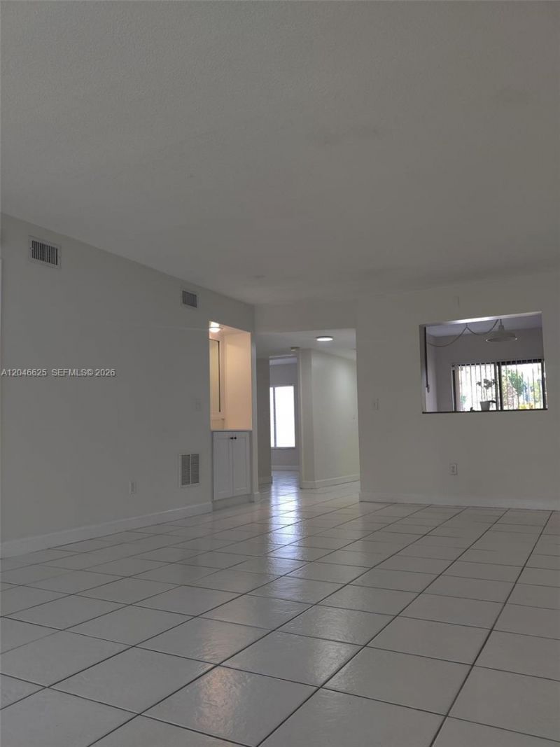 300 E Club Cir, Unit 108, Boca Raton, FL 33487 Photo