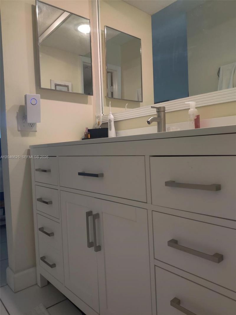 300 E Club Cir , Unit 108, Boca Raton, FL 33487 Photo