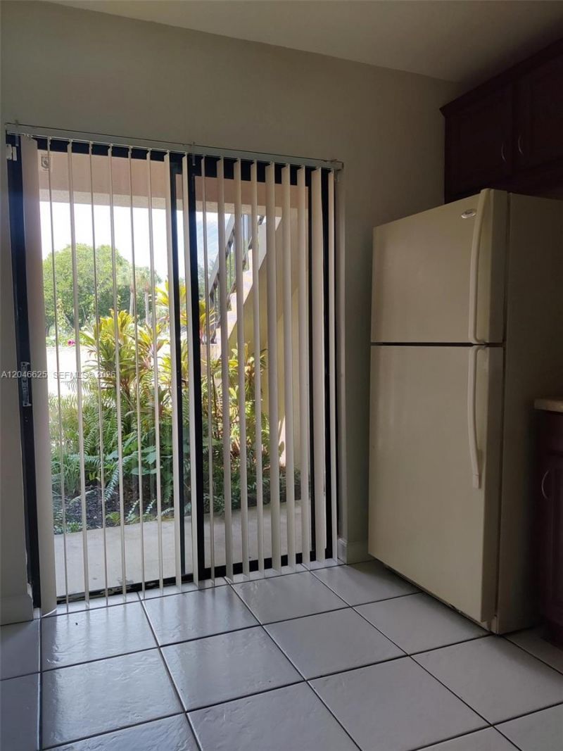 300 E Club Cir, Unit 108, Boca Raton, FL 33487 Photo