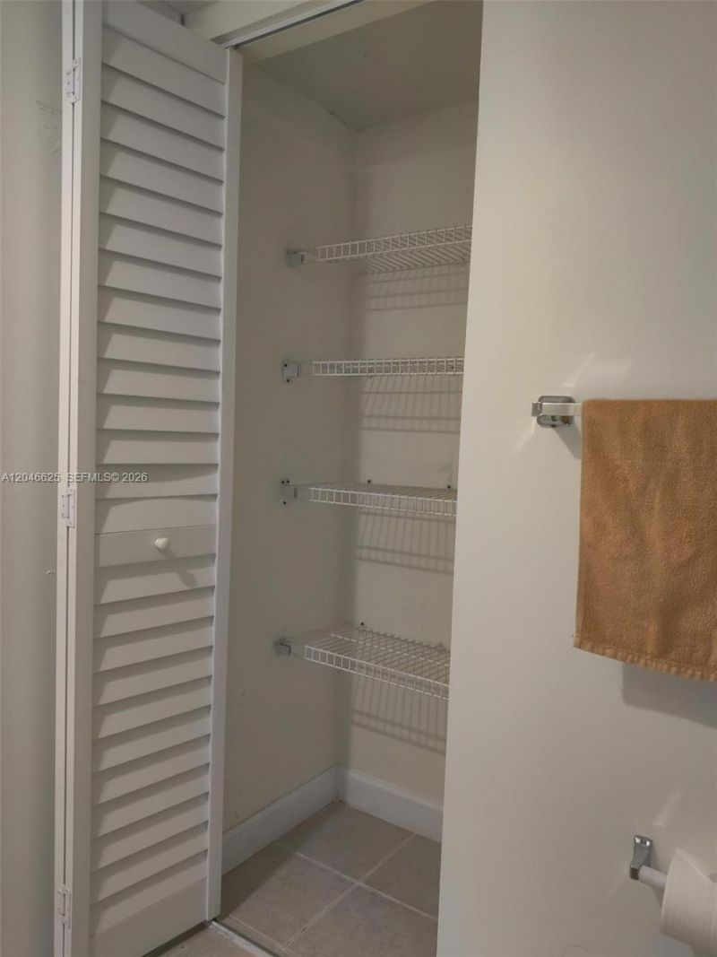 300 E Club Cir, Unit 108, Boca Raton, FL 33487 Photo