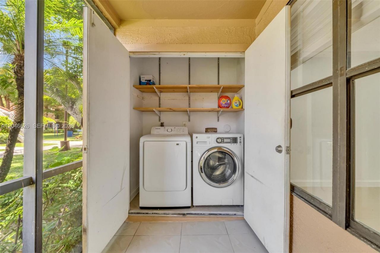 15560 SW 104th Ter, Unit 6112, Miami, FL 33196 Photo