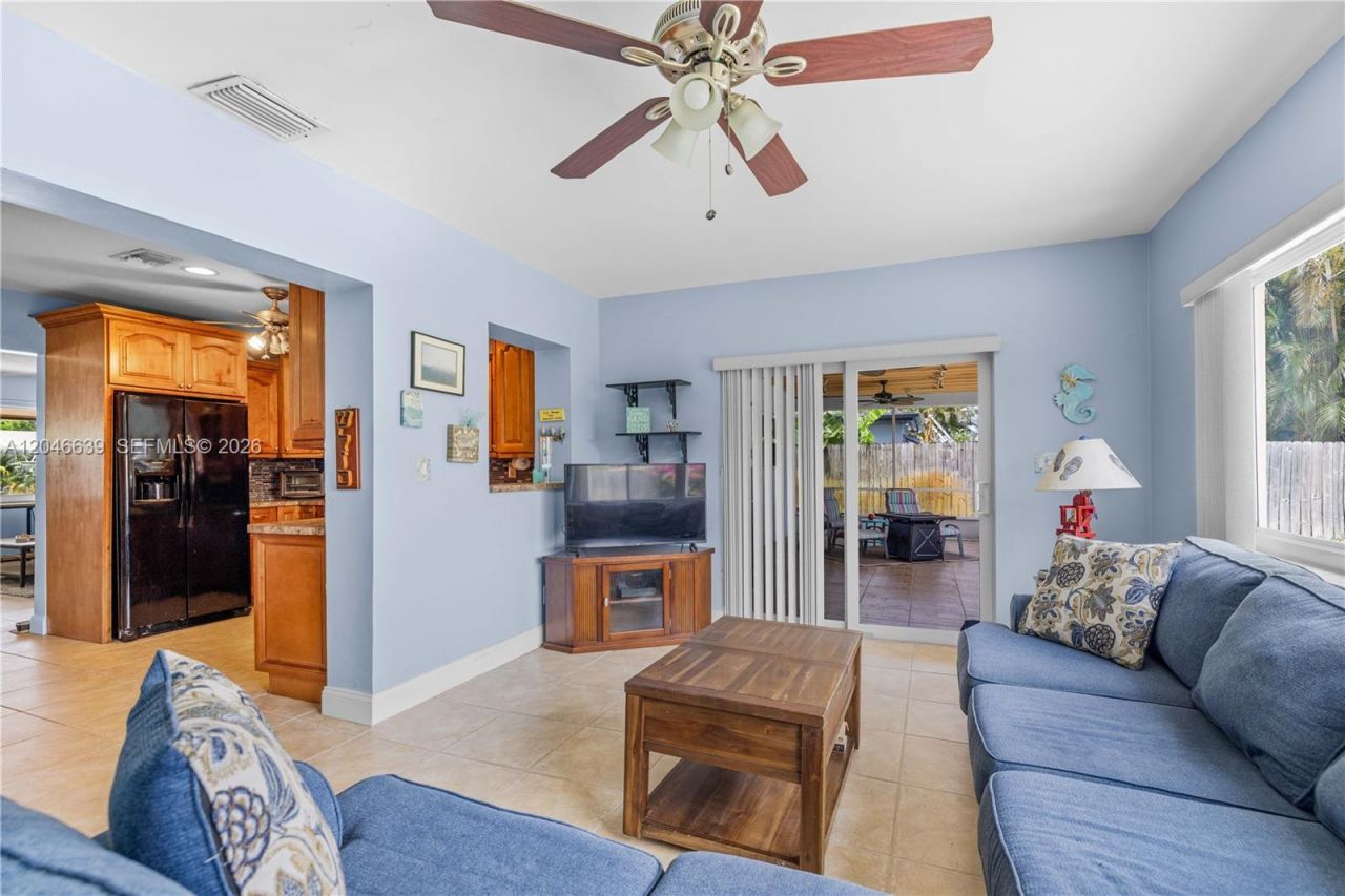 6870 Pershing St, Hollywood, FL 33024 Photo